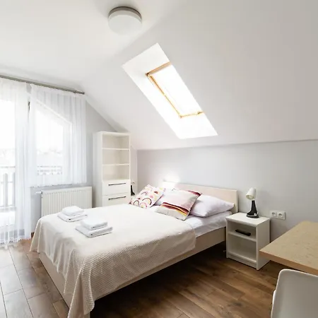 Alloggio in famiglia Aqua *